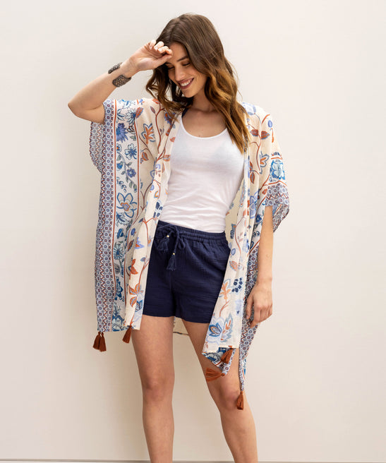 Wanderlust Duster in color Cream on a model