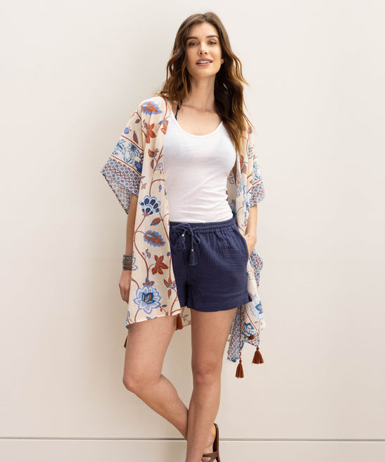 Wanderlust Duster in color Cream on a model