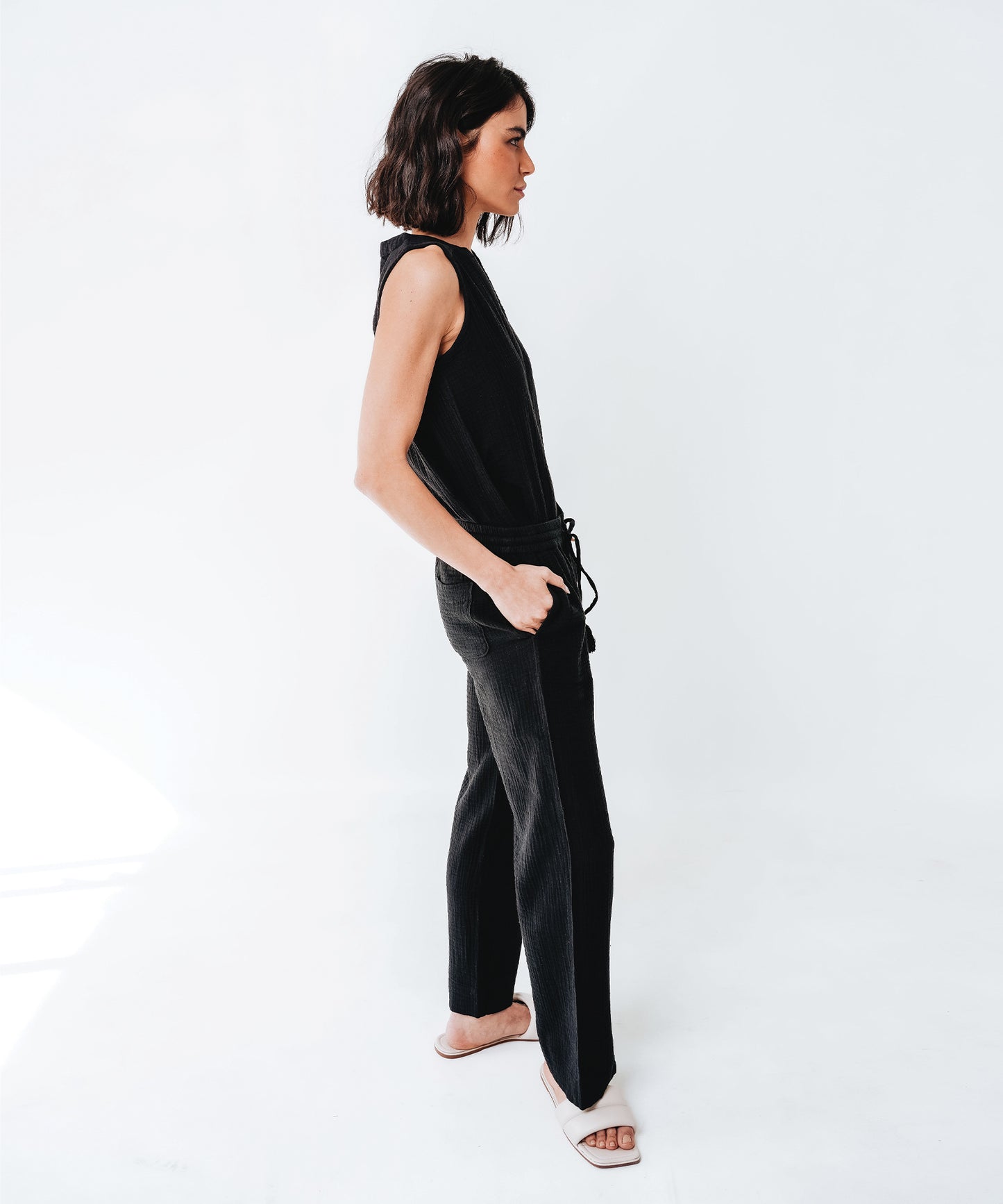 Supersoft Gauze Beach Pant in color Black